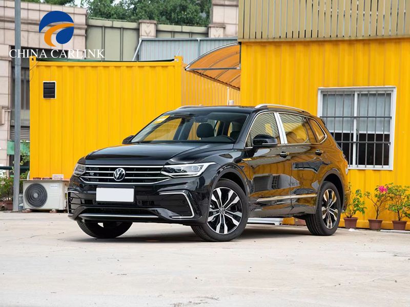 Veřejný Volkswagen Tiguan L